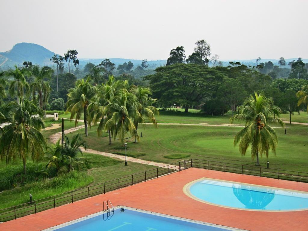 Gemas Golf Resort Екстериор снимка
